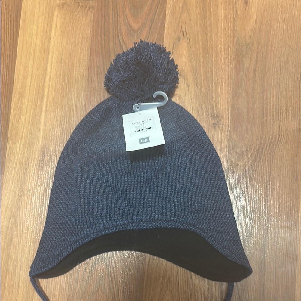 NWT! Kids Navy Blue Pom-Pom Hat